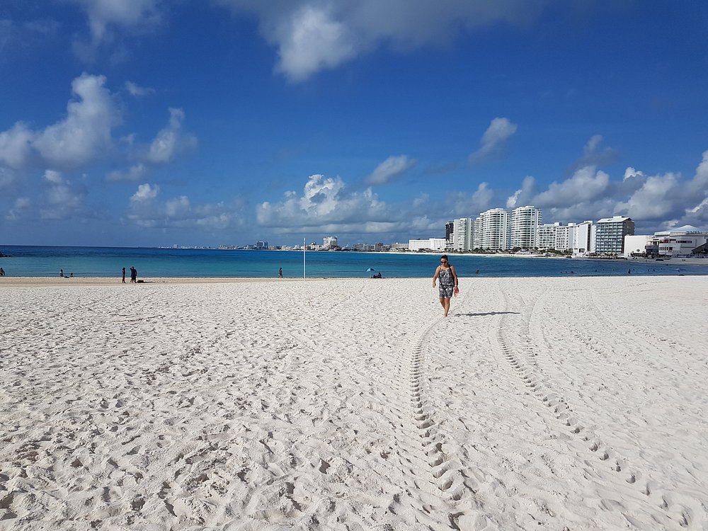 Playa Chac Mool